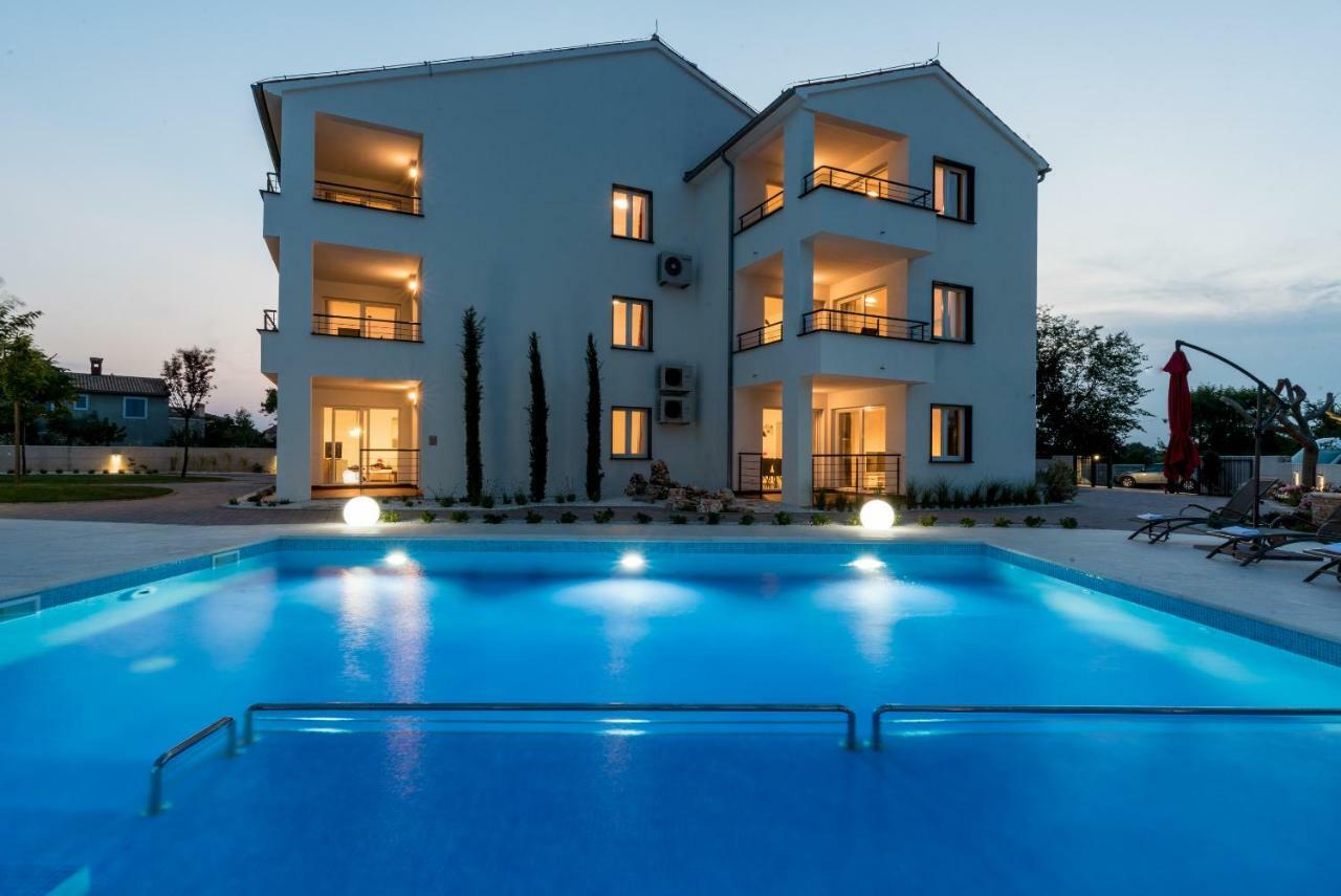 Villa Anja Peroj Exterior foto